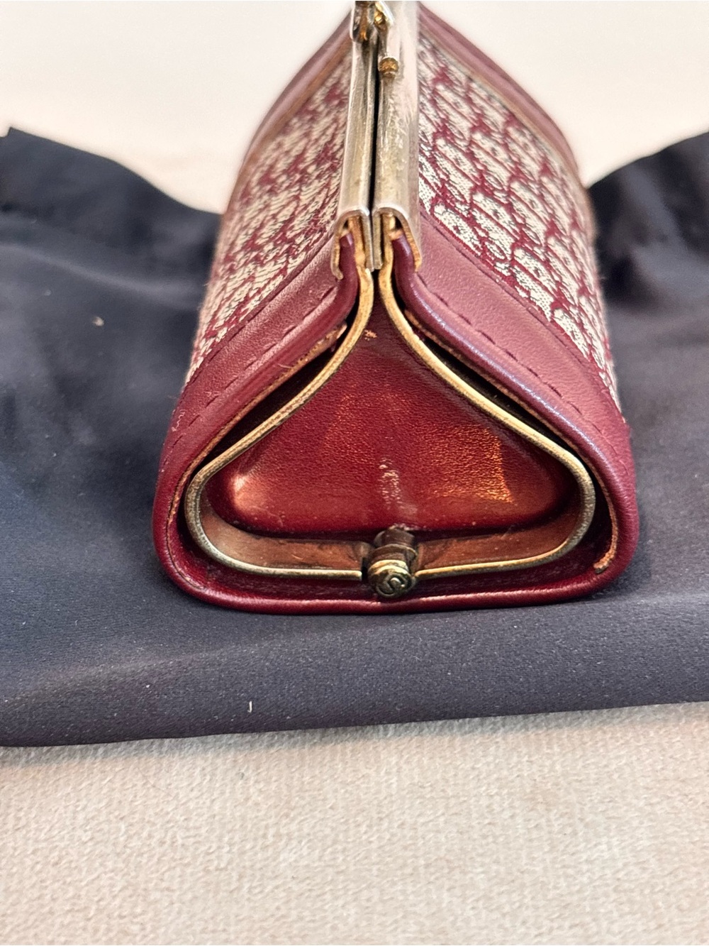 Christian Dior RARE Vintage 1970’s Oblique Monogram Kiss Lock Coin Poin Purse - Picture 7 of 16